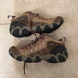 Obōz Women’s Sawtooth Low B-Dry, 6 medium